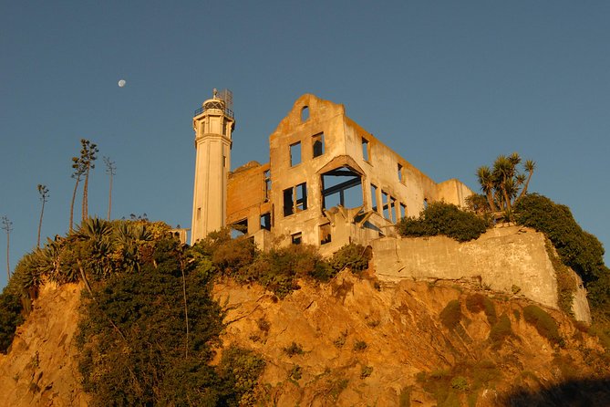 2-Day Alcatraz Visit + San Francisco E-Bike Tour - From Fisherman’s Wharf to Little Italy and the Coit Tower view