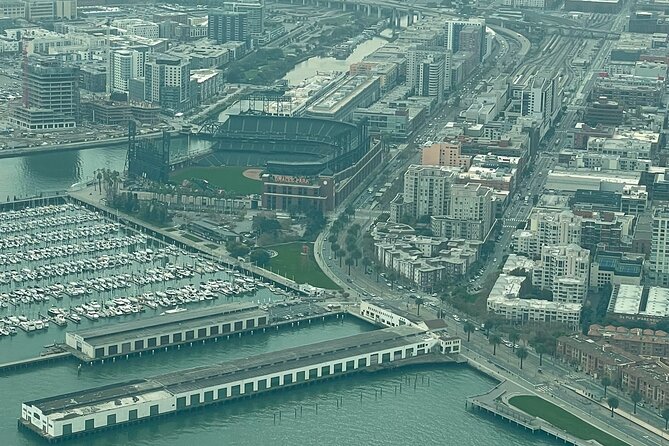 30-40 Minute Airplane San Francisco Bay Flight Tour - The Pilot Factor: Headsets, Landmark Calls, and How the Ride Feels