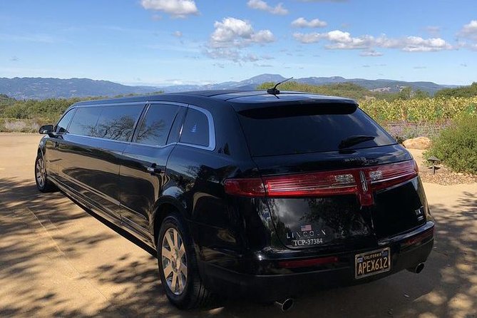 8-Hour, Private Limo Wine Tour to Napa from San Francisco - Champagne toast and bottled water: small inclusions, big payoff