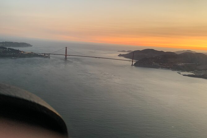 Airplane Elite San Francisco Flight Tour - Pilot commentary: the human layer that makes it feel special