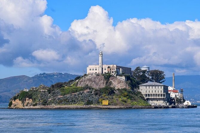 Alcatraz and City Tour Express - Palace of Fine Arts: a classic stop you can appreciate even on a fast route