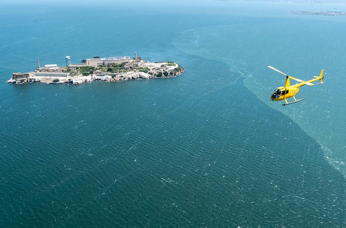 Alcatraz City Sites Helicopter Adventure - Downtown San Francisco in one pass: Financial District towers