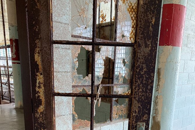 Alcatraz Inside Access Ferry and Audio Tour with Night Option - What You’ll See on the Island (And Why Some Sections May Not Be Open)
