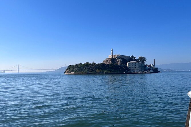 Alcatraz Plus Muir Woods and Sausalito Combo Tour - Downtown San Francisco to the Presidio: The Ride-By Views That Set Context