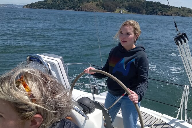 Awesome San Francisco Bay Private Sailing Adventure via Sausalito - Price and time: what $58 really buys you