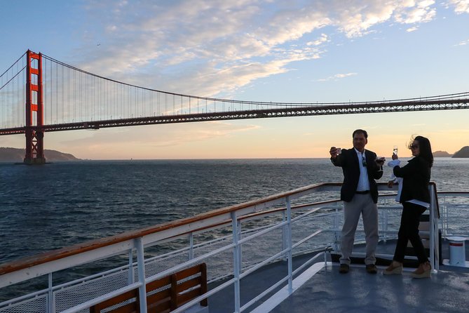 City Cruises San Francisco: Signature Dinner Cruise - Bay Highlights in Motion: Alcatraz, Angel Island, Golden Gate, Bay Bridge, Oracle Park