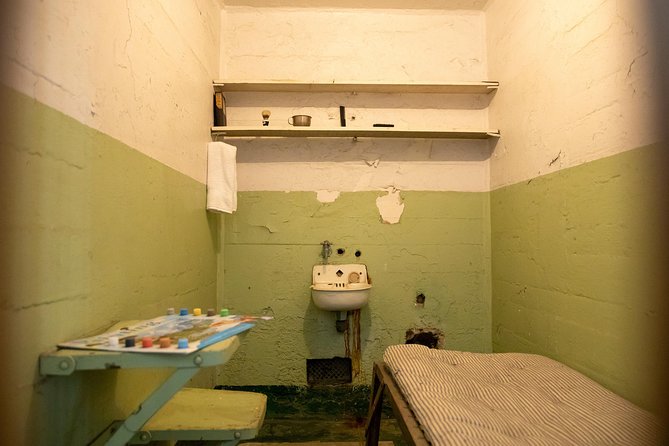 Combo Tour: Alcatraz Island and San Francisco Grand City Tour - Alcatraz Island: audio storytelling and how to pace it