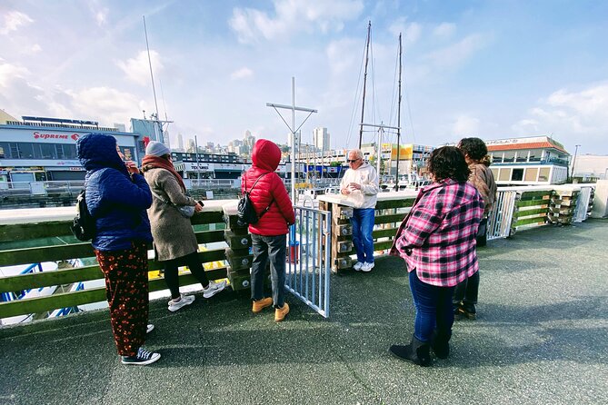 Fisherman’s Wharf Highlights Tour + Golden Gate Bay Voyage - Ghirardelli Square, Musée Mécanique, and Pier 39: classic stops in quick bites