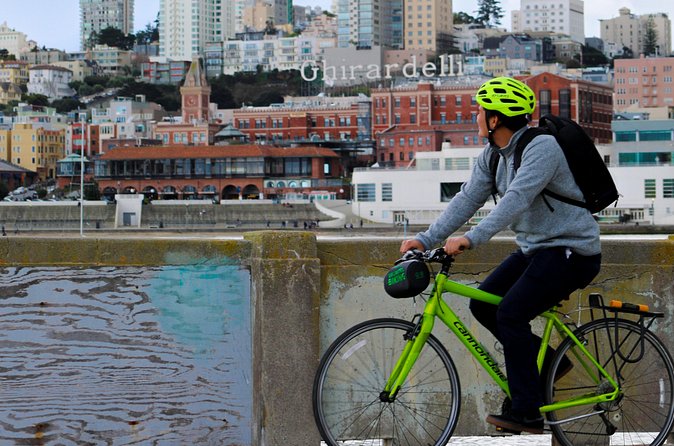 Golden Gate Bridge to Sausalito Bike Rental - Bike choices for groups and families (including eBikes and kids)