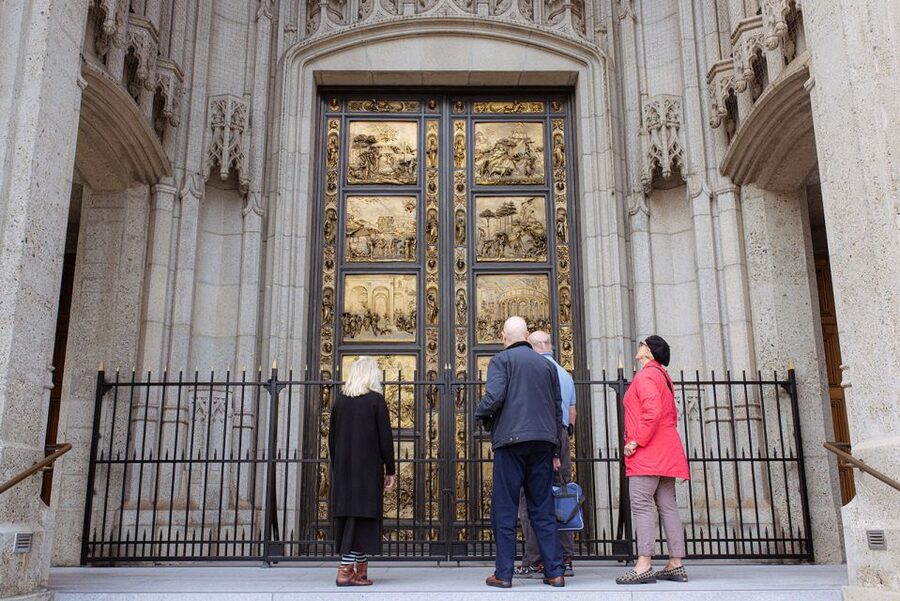 Grace Cathedral: Explore the Beauty (Entry + Self-Led Tour) - Who this self-led Grace Cathedral visit is best for