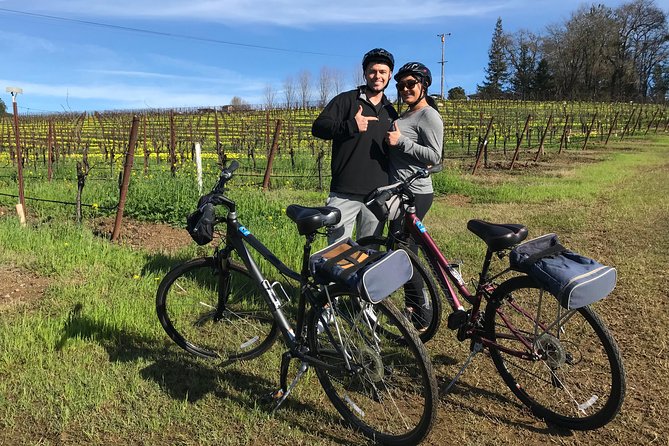 Healdsburg Cycling Wine Tour - Your Bike Setup: Helmet, Lock, Water, and a Wine Carrier That Works