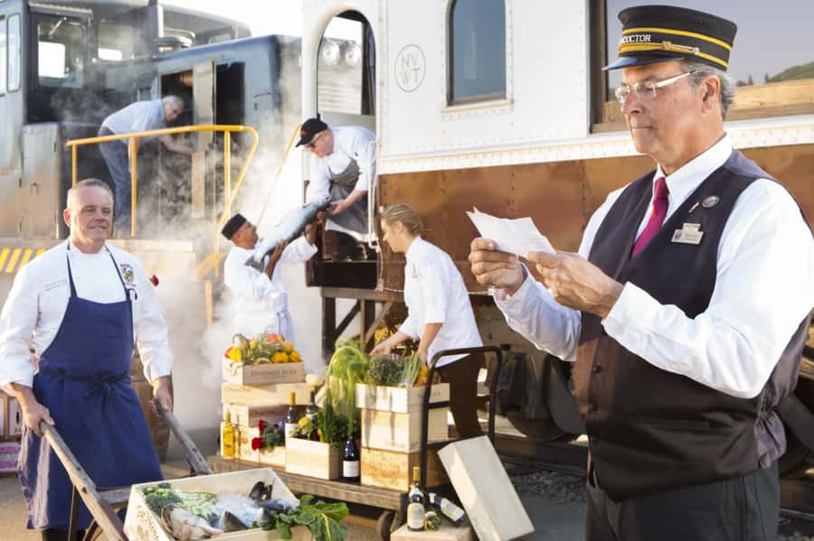 Napa Valley Wine Train: Vista Dome Lunch or Dinner - What’s on the Menu: Choices That Feel Meant for a Moving Ride