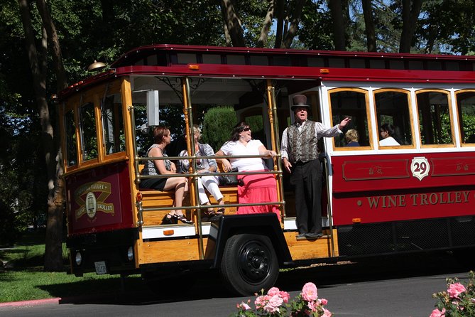 Napa Valley Wine Trolley Classic Tour - Winery stops with reservations: what you get (and what you pay extra)