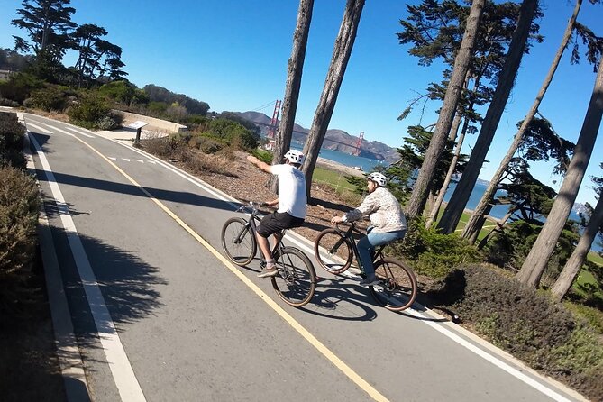 North Beach To Golden Gate Bridge E-Bike Tour - The 15-minute Golden Gate Bridge window: walk, photos, and a practical break