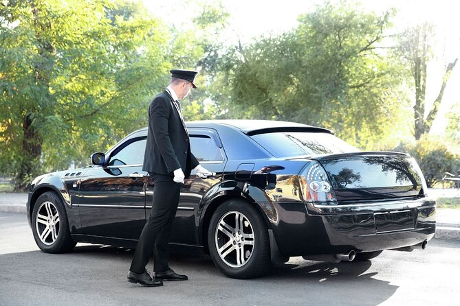 Private One-way Transfer San Francisco Airport To San Francisco - Private pickup from SFO to your hotel, not a shuttle maze
