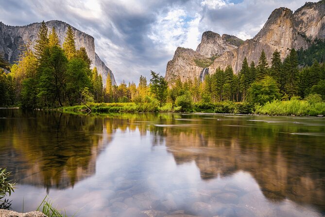 Private Yosemite National Park Day Trip from San Francisco - First views inside Yosemite: Bridalveil Falls, El Capitan, Half Dome