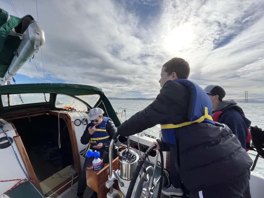 SAN FRANCISCO: (2hr) Interactive Sailing Experience - Who should book this (and who should skip it)