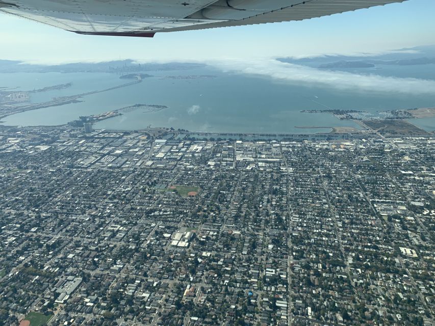 San Francisco: Airplane Private Bay Tour - Golden Gate to Downtown: The Overhead Skyline Moment