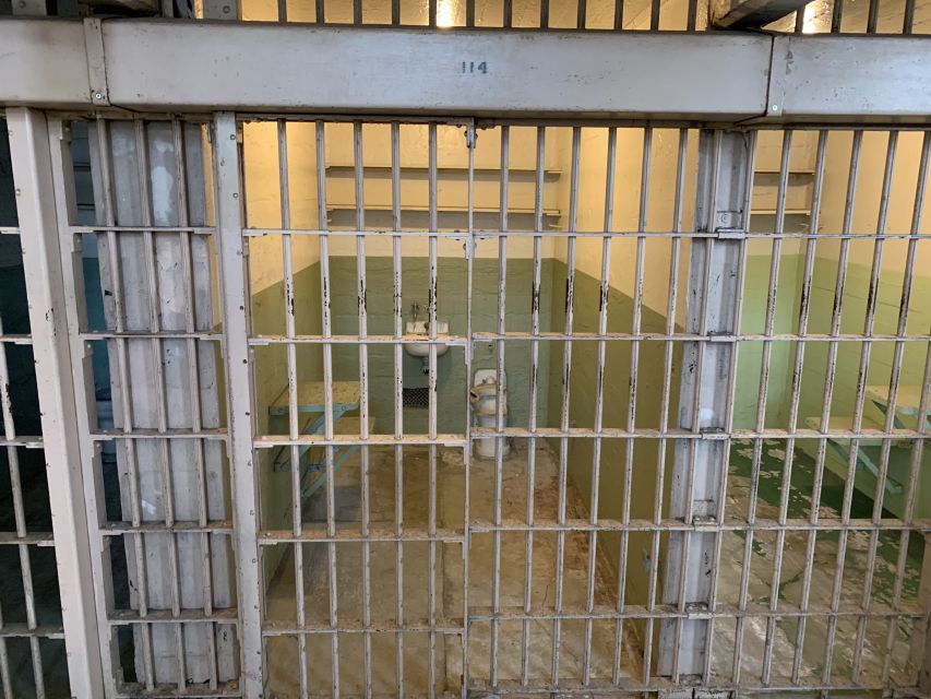 San Francisco: Alcatraz Tour with Muir Woods and Sausalito - Where You Meet and How the Day Flows