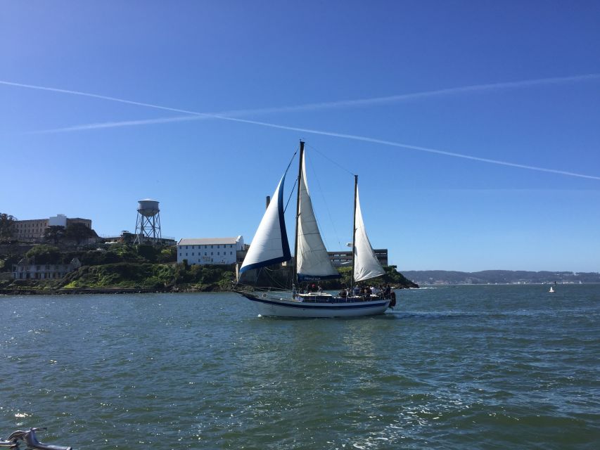 San Francisco: Bay Sailing Tour with Drinks - Alcatraz, Angel Island, and the Bay Bridge route