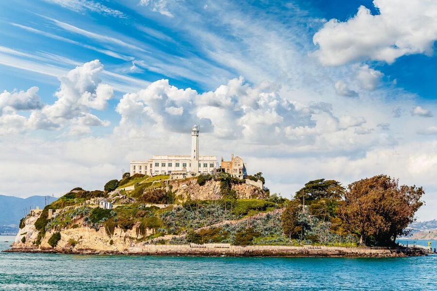 San Francisco: Bay Sailing Tour with Drinks - Who should book this sail (and who might skip it)