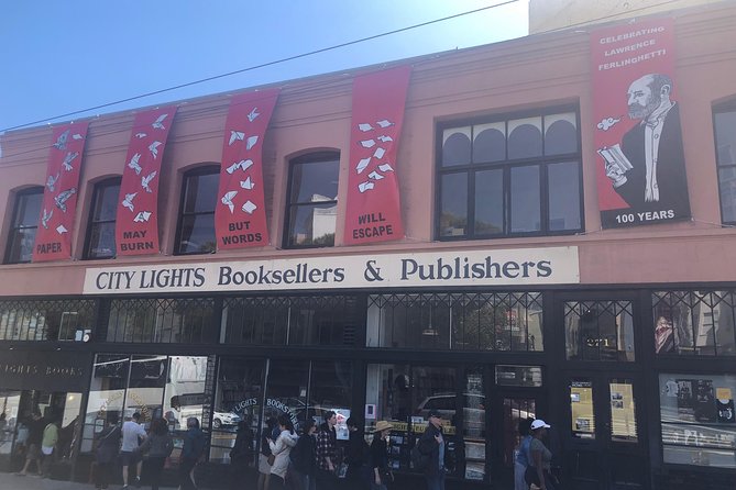 San Francisco Chinatown, Russian Hill, And North Beach Tour - Stop 1: Dragon’s Gate at Chinatown’s Grand Entrance