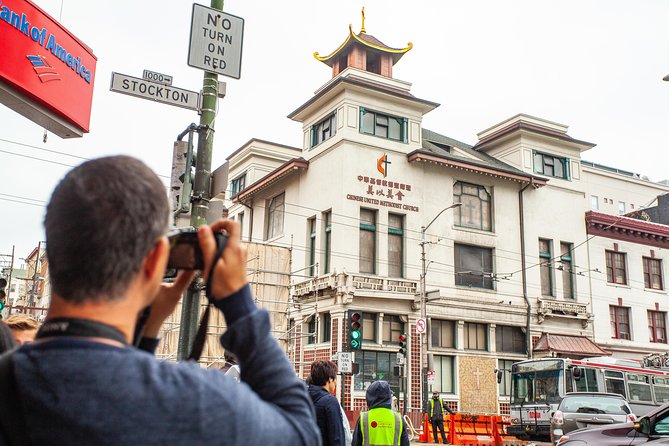 San Francisco Chinatown Walking Tour - Waverly Place and the Street of the Painted Balconies