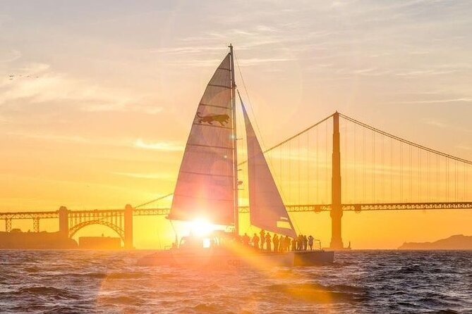 San Francisco City Lights Sail - Two drinks included: a simple onboard perk