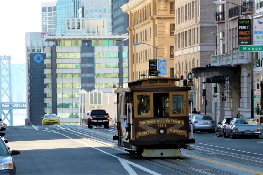 San Francisco Double Decker Bus Night Tour - How the Narration and Audio Work (And How to Use It)