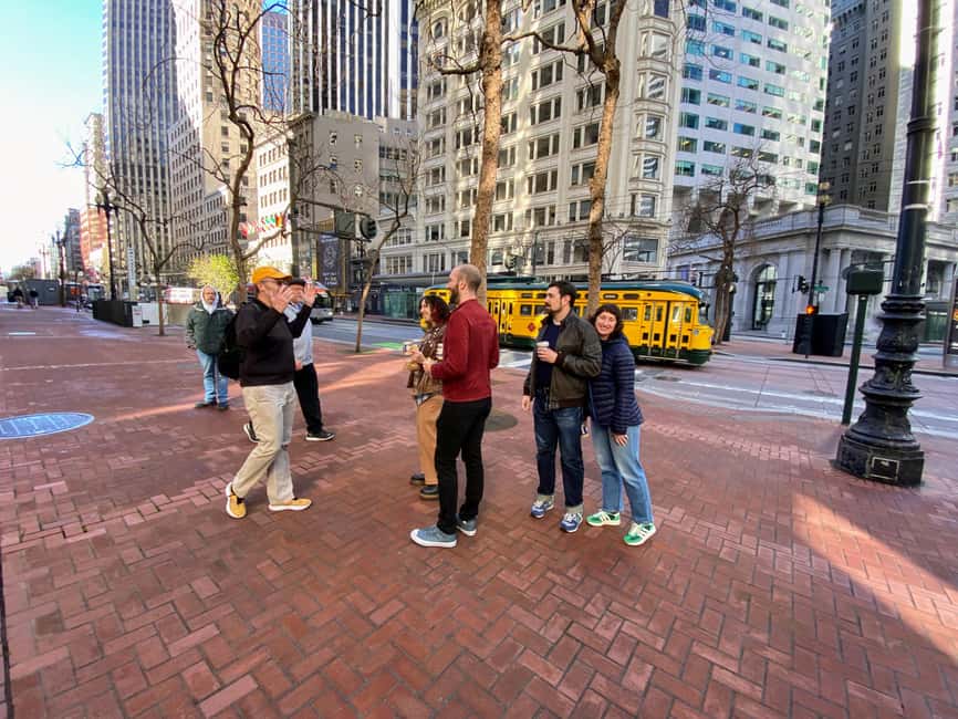 San Francisco: Downtown Architecture & Public Art Tour - Turning a busy skyline into a readable story