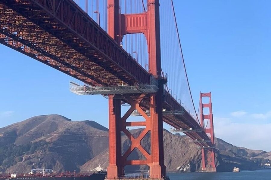 San Francisco : Downtown Private Walking Tour With A Guide - Embarcadero Farmer’s Market: City Energy You Can Feel