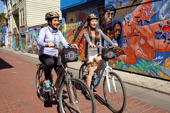 San Francisco E-Bike Tour: City Highlights - Passing Coit Tower, Transamerica Pyramid, and the Exploratorium