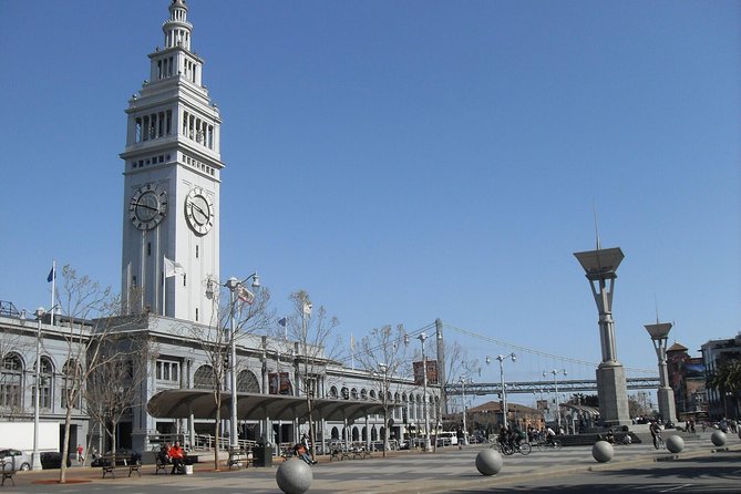 San Francisco E-Bike Tour: City Highlights - A lunch stop at 622 Shrader St and a ride through Haight-Ashbury