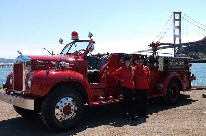 San Francisco Fire Engine Holiday Lights Tour - How John, Don, Ray, Victoria, and AJ Shape the Vibe