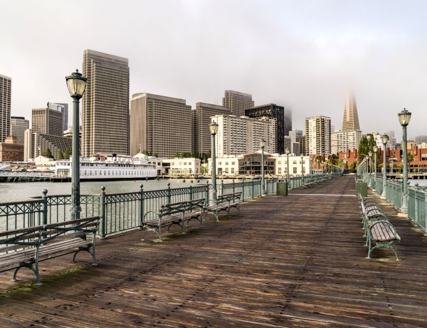 San Francisco: Gold, Greed, and Gunslingers Walking Tour - The 1906 earthquake survival stop: seeing what endured