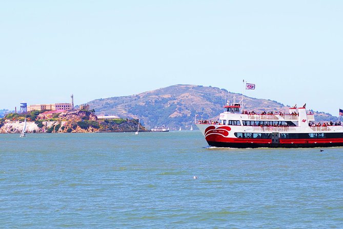 San Francisco: Golden Gate Bay Cruise (60 Minutes) - Back toward Pier 43 1/2: Bay Bridge, Coit Tower, and Pier 39 energy