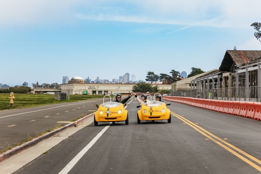 San Francisco: Golden Gate Bridge and Lombard GoCar Tour - Why a GoCar beats a bus for the Golden Gate and Lombard loop