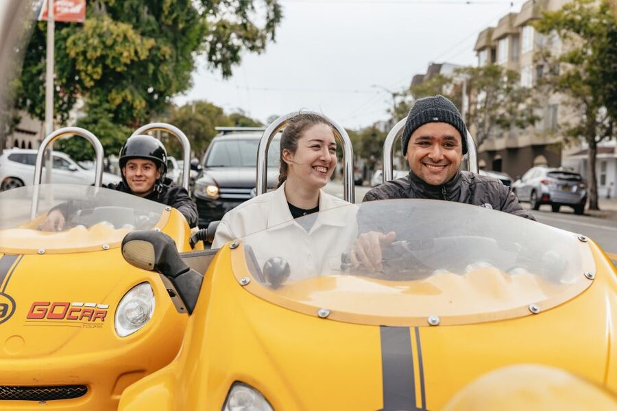 San Francisco: Golden Gate Bridge and Lombard GoCar Tour - The talking GPS: languages, volume, and staying on track