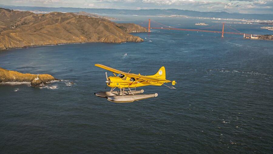 San Francisco: Greater Bay Area Seaplane Tour - Crissy Field, downtown, AT&T Park, and Alcatraz: the skyline sequence