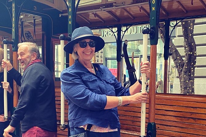 San Francisco: Half-Day Tour by Cable Car & Foot - City Hall (or the Cable Car Museum) and how the day keeps momentum