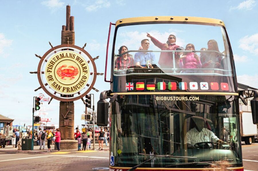 San Francisco: Hop-On Hop-Off Sightseeing Tour with 17 Stops - North Beach to Chinatown to the Embarcadero: where the city starts feeling real