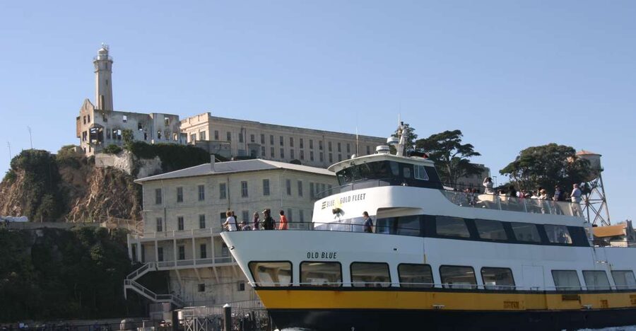 San Francisco: Inside Alcatraz Tour with Bay Cruise - Arriving on Alcatraz: where the audio tour “Doing Time” takes over