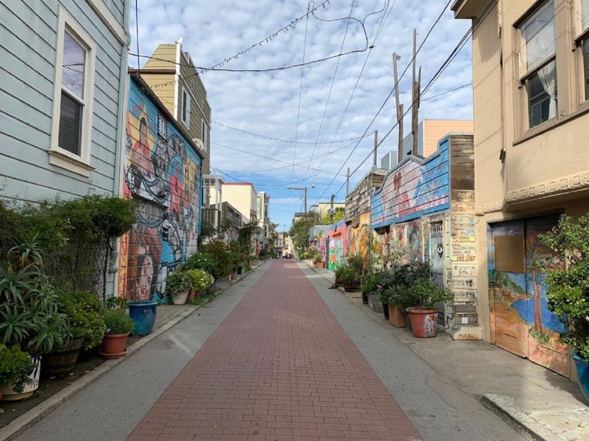San Francisco: Mission District Food & History Walking Tour - Balmy Alley murals at the finish: art with a political spine