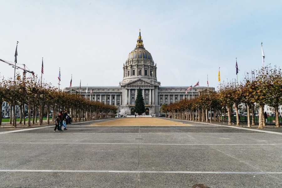 San Francisco: Movie Filming Locations Bus Tour - Photo stops and what to do during them
