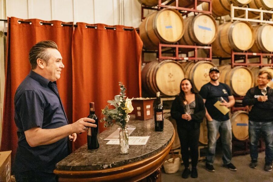 San Francisco: Muir Woods, Napa & Sonoma Valley Wine Tour - Sonoma Plaza lunch: the best kind of break—real choices