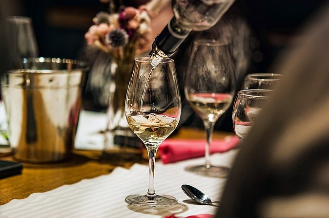 San Francisco Wine Tour with a Local Expert: 6 Tastings 100% Personalized - Food Pairings That Make the Wines Click