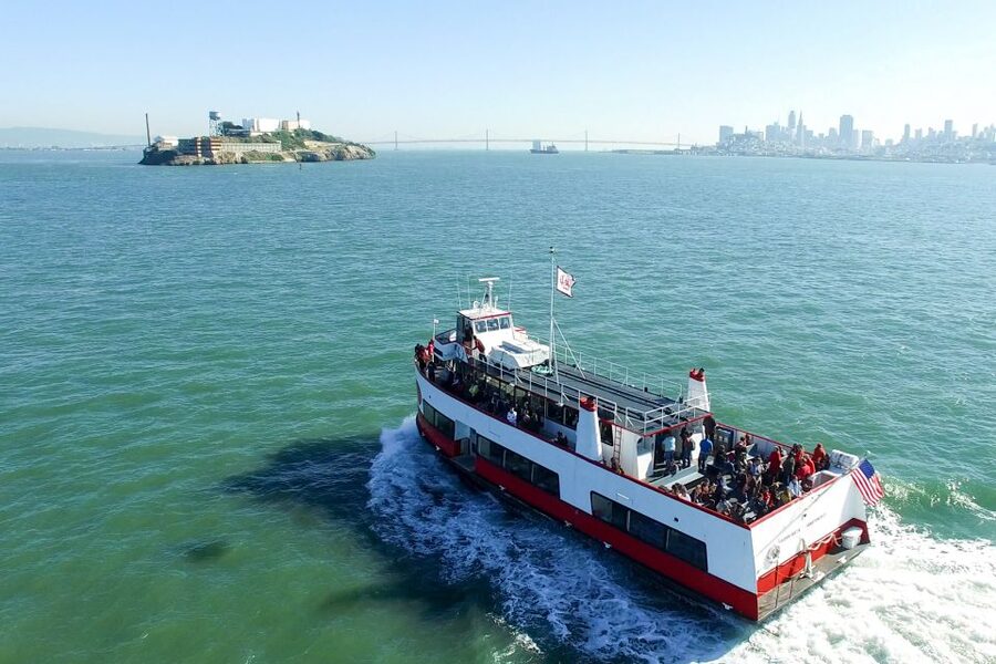 SF: Golden Gate Cruise & Hop-On Hop-Off Bus Tour (Save 15%) - Audio Commentary + Souvenir Earbuds: Turn Stops Into Stories
