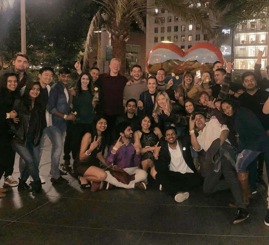 SF Pub Crawl and Clubbing Experience - The Crowd: Meeting People Without Forcing It