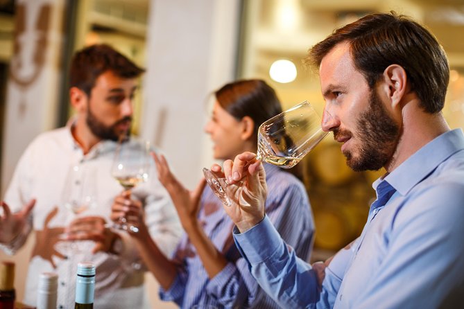 Sonoma Plaza Food and Wine Pairing Tour - Quick hits on what you’re really getting