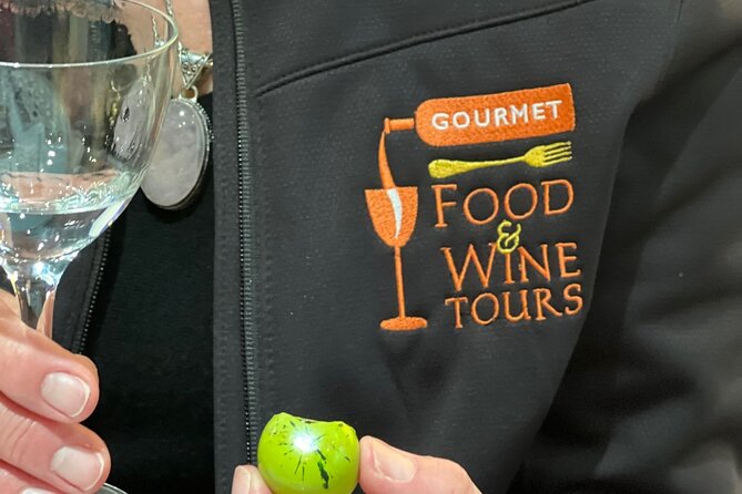 Sonoma Plaza Food and Wine Pairing Tour - The final tastings: Bedrock Wine, chocolates, and a courtyard pairing at Enoteca Della Santina